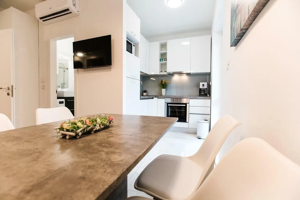 L&L Apartments Croatia